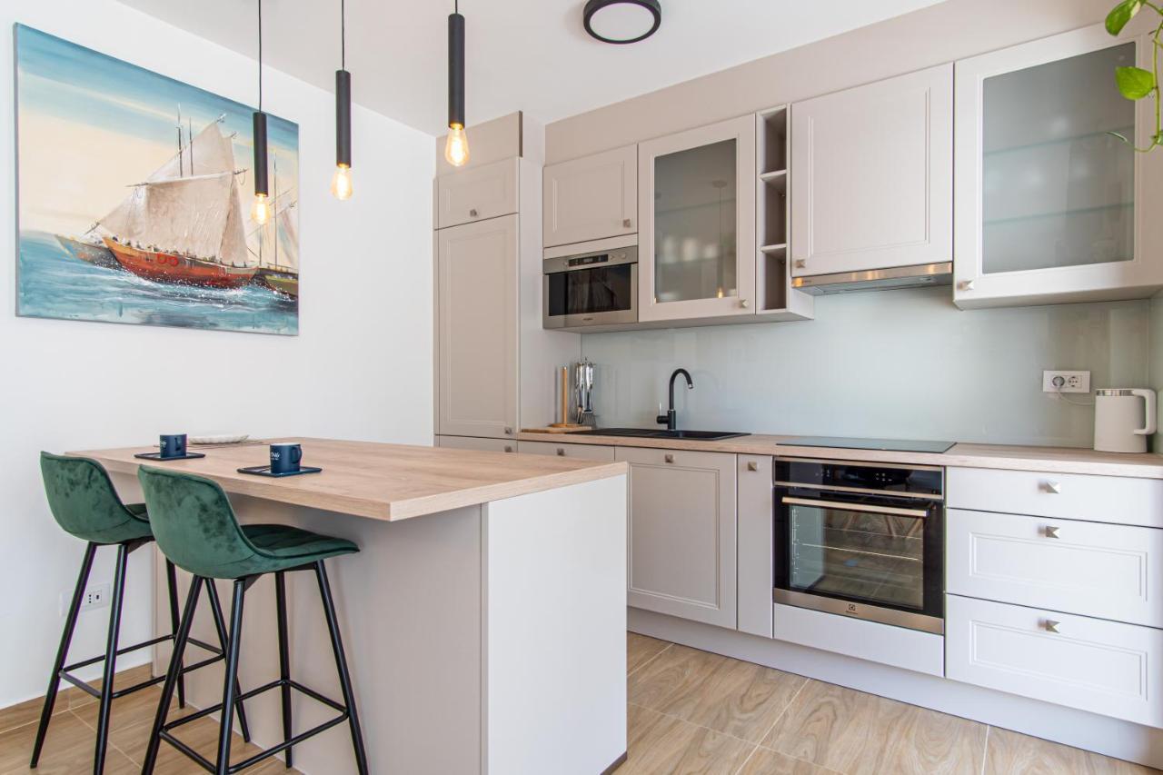 Ledeno More Luxury Apartments Σπλιτ Εξωτερικό φωτογραφία